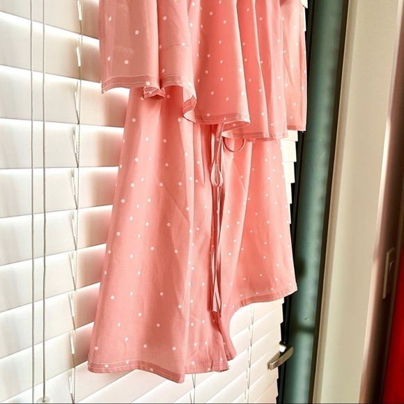 Super cute Private Label Peach Polka Dot Romper! Sz S 👙🏖☀️🛍 - Picture 6 of 17